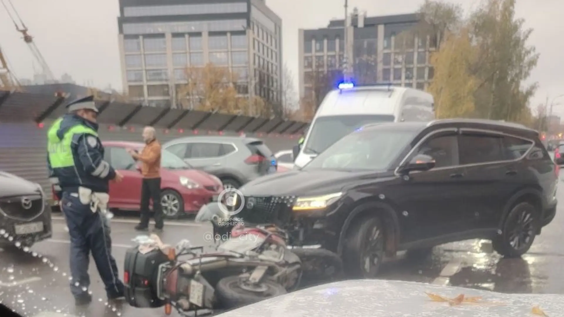 На Молодежной авария с мотоциклом