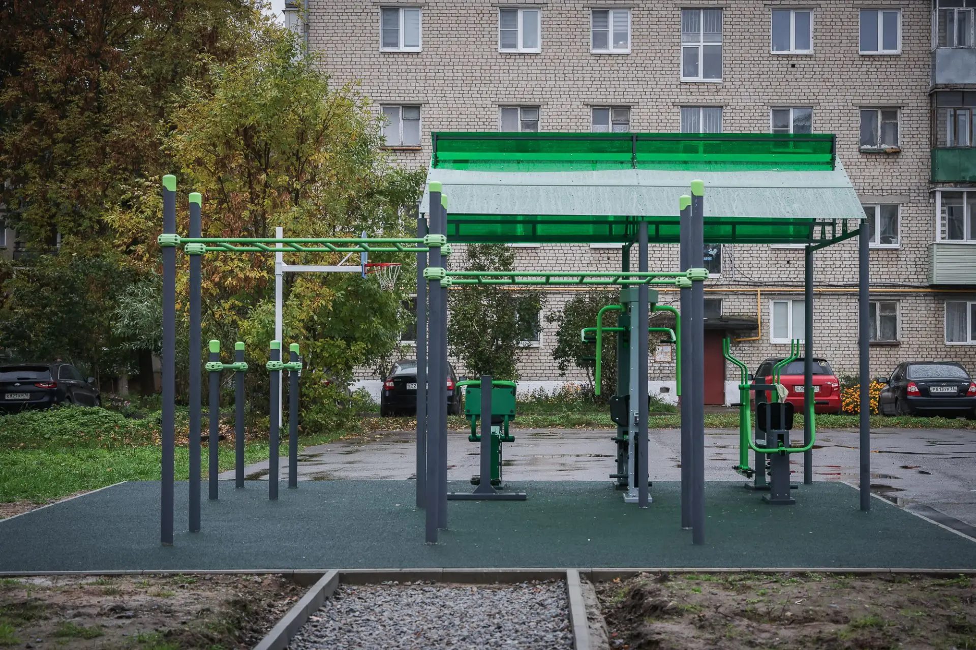 В Рыбинске завершают ремонт двух дворов