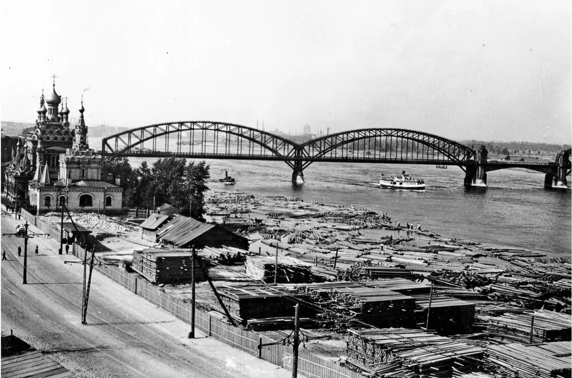 113 лет назад открыли движение по Финляндскому железнодорожному мосту