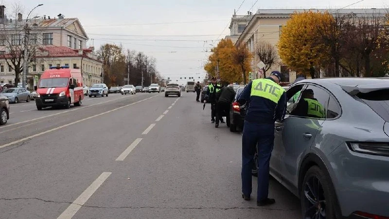 В Иванове выявили более 60 нарушений тонировки