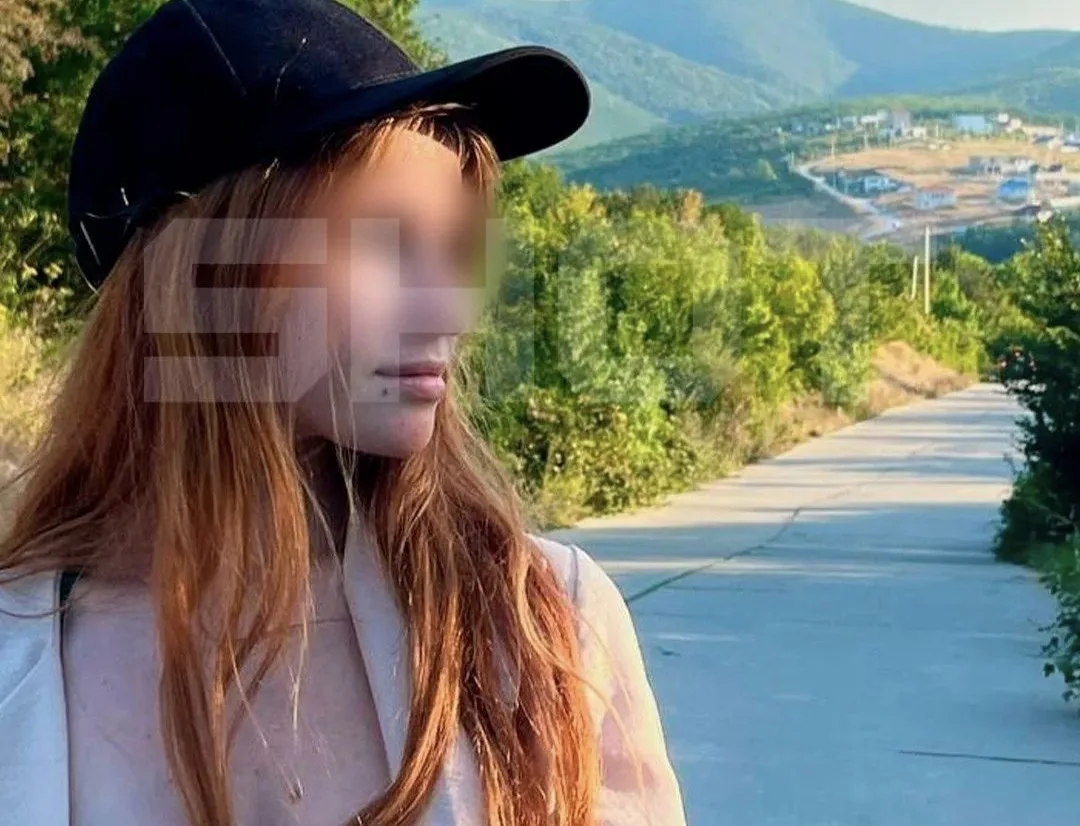 Брянская девушка пожаловалась на вытекающий из ушей мозг