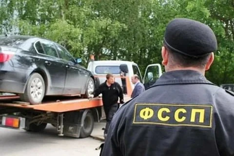 Житель Колпашева погасил долг в 400 тысяч рублей ради сохранения иномарки.