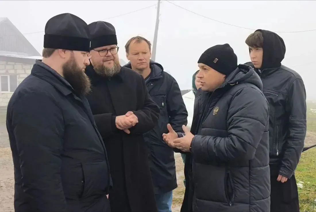Вместе с митрополитом Пермским и Кунгурским Игнатием провели рабочую встречу на террито...