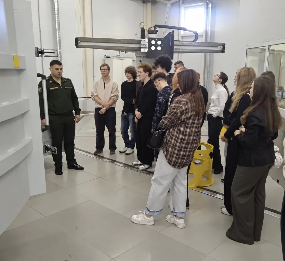 Студенты Технологического университета познакомились с работой военных метрологов!