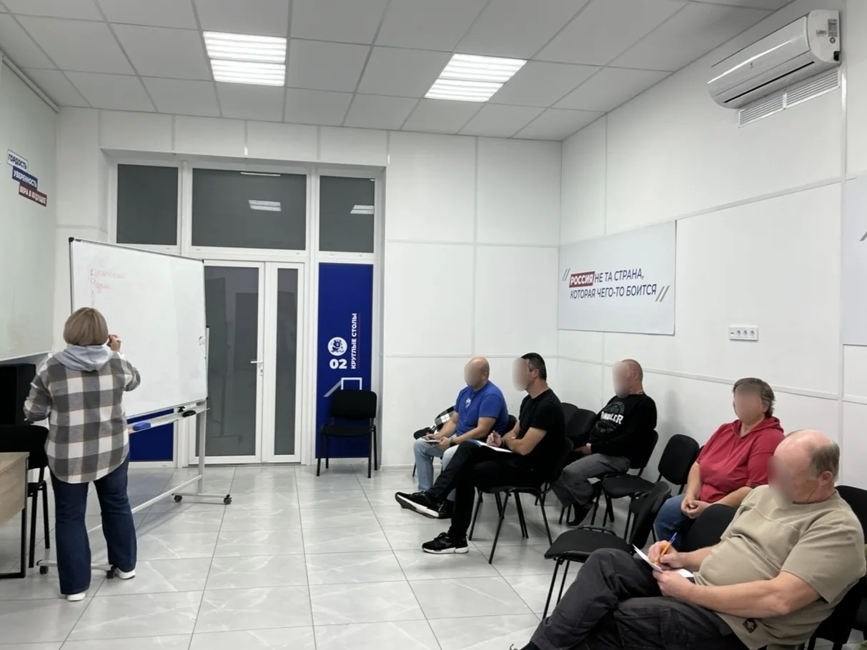 В Штабе общественной поддержки прошла подготовка по тактической медицине для бойцов 8-г...