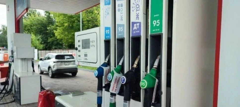 На заправках Йошкар-Олы стабилизируются цены на бензин
