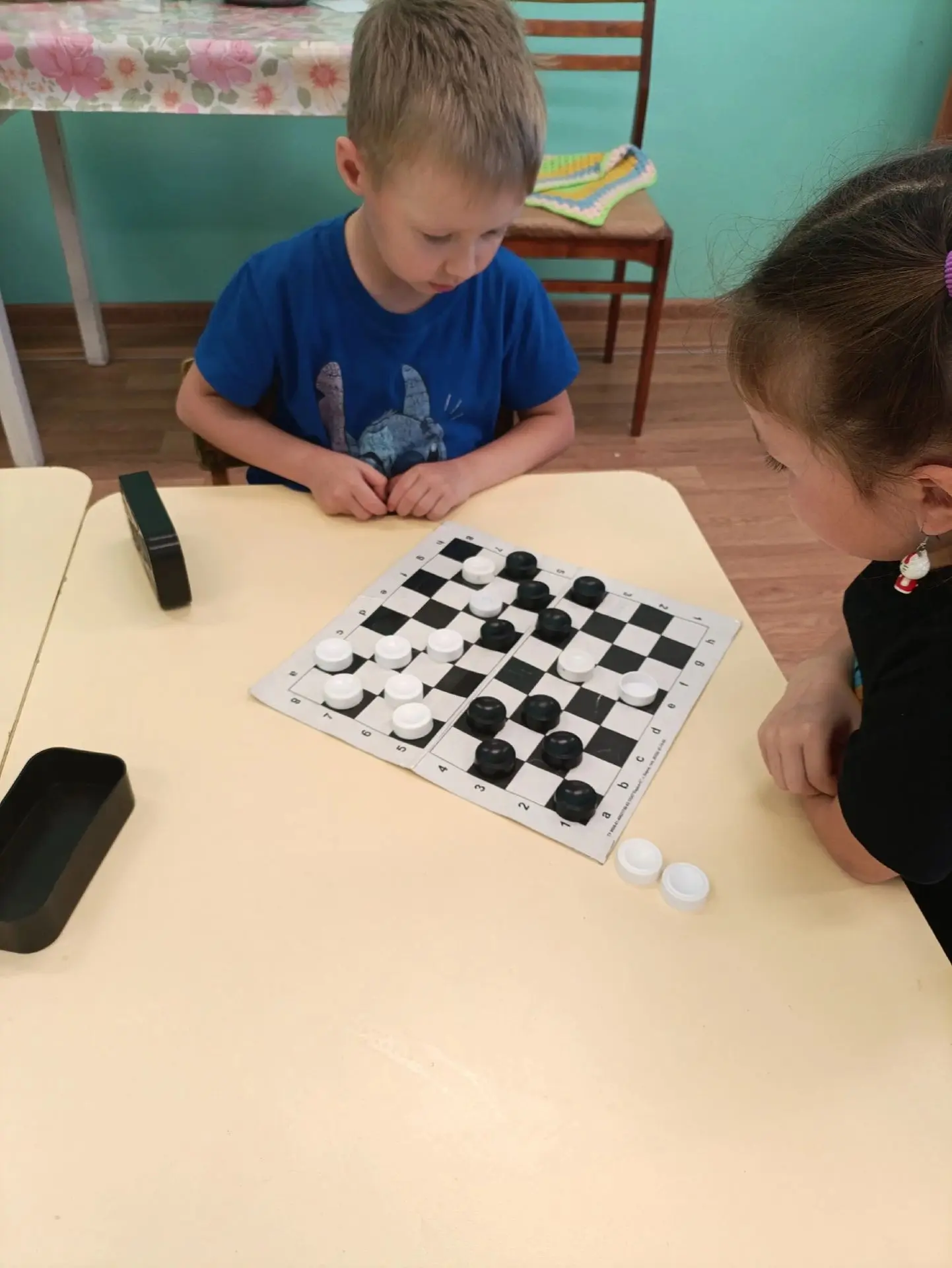 В нашей группе "Радуга"  прошел день веселых игр и забав, целью которого было развитие ...