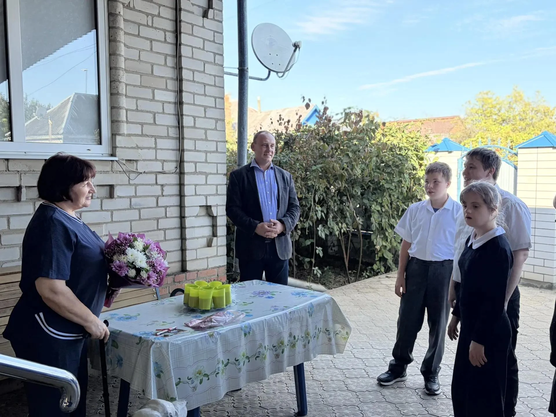 📚В  рамках празднования Дня учителя актив детского школьного объединения «Родники Куба...