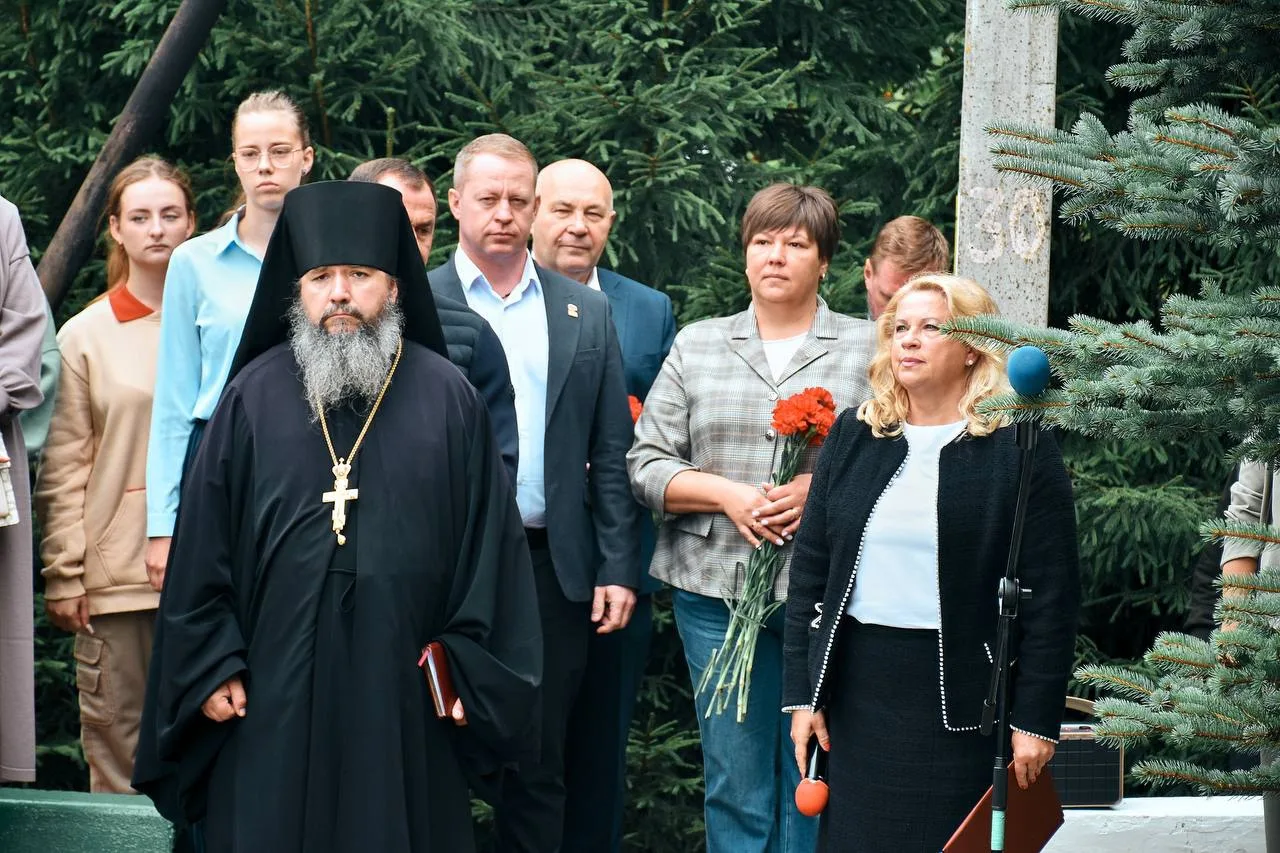 Сегодня посетила мемориал в Мураново, посвященный памяти жертв трагедии в Беслане.