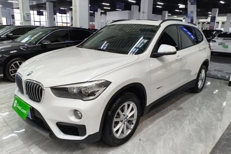 🚗 BMW 2016