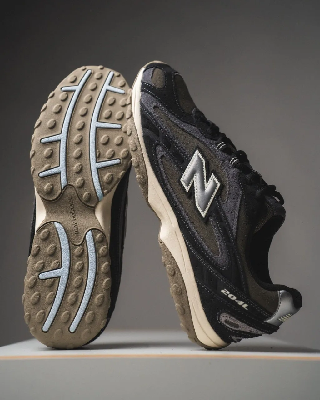 NEW BALANCE 204L