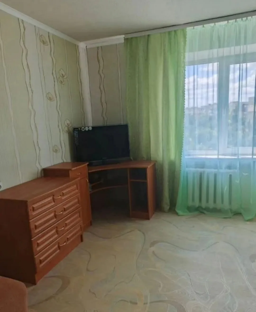 Продается 2к.кв. Ул. Островского в Кировском районе.
