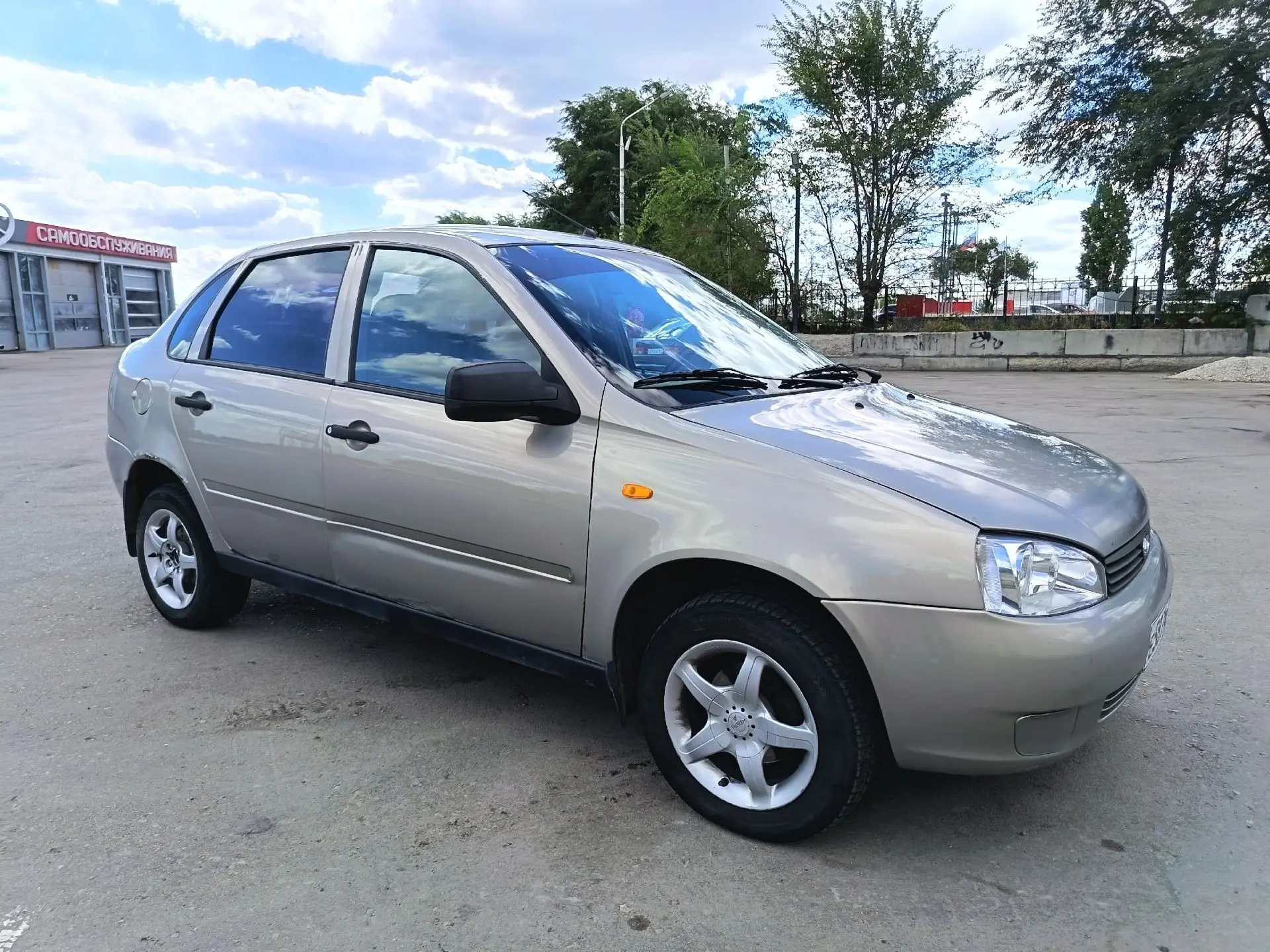 Срочно! Продам Калину 2006 г., 1.6, ЭУР. пробег 307 тыс., без кондиционера. В хорошем с...