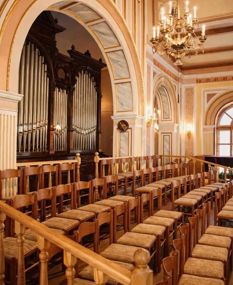 🎶 Бесплатный органный концерт в старинной церкви 10 октября