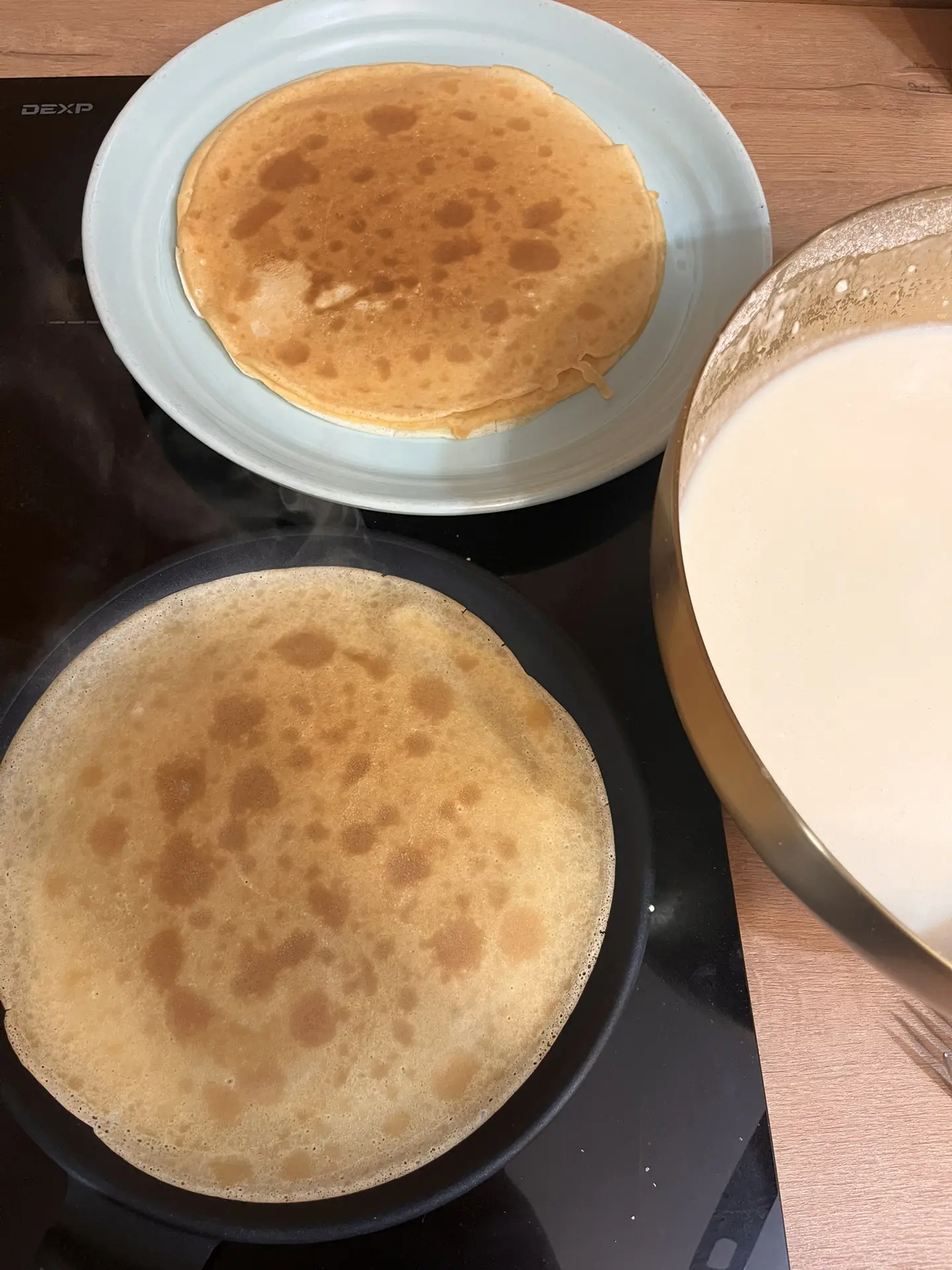Ну и блины конечно с чаем в такую погоду 🔥
