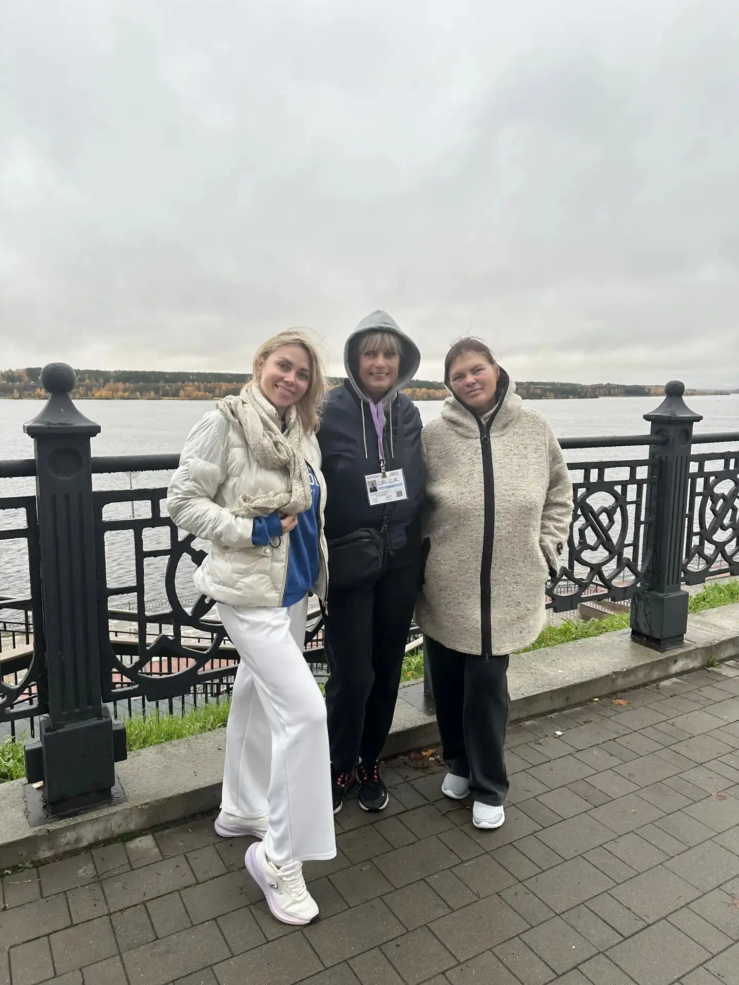 Сегодняшний вечер провела в компании двух удивительных девушек. Говорили о купечестве, ...