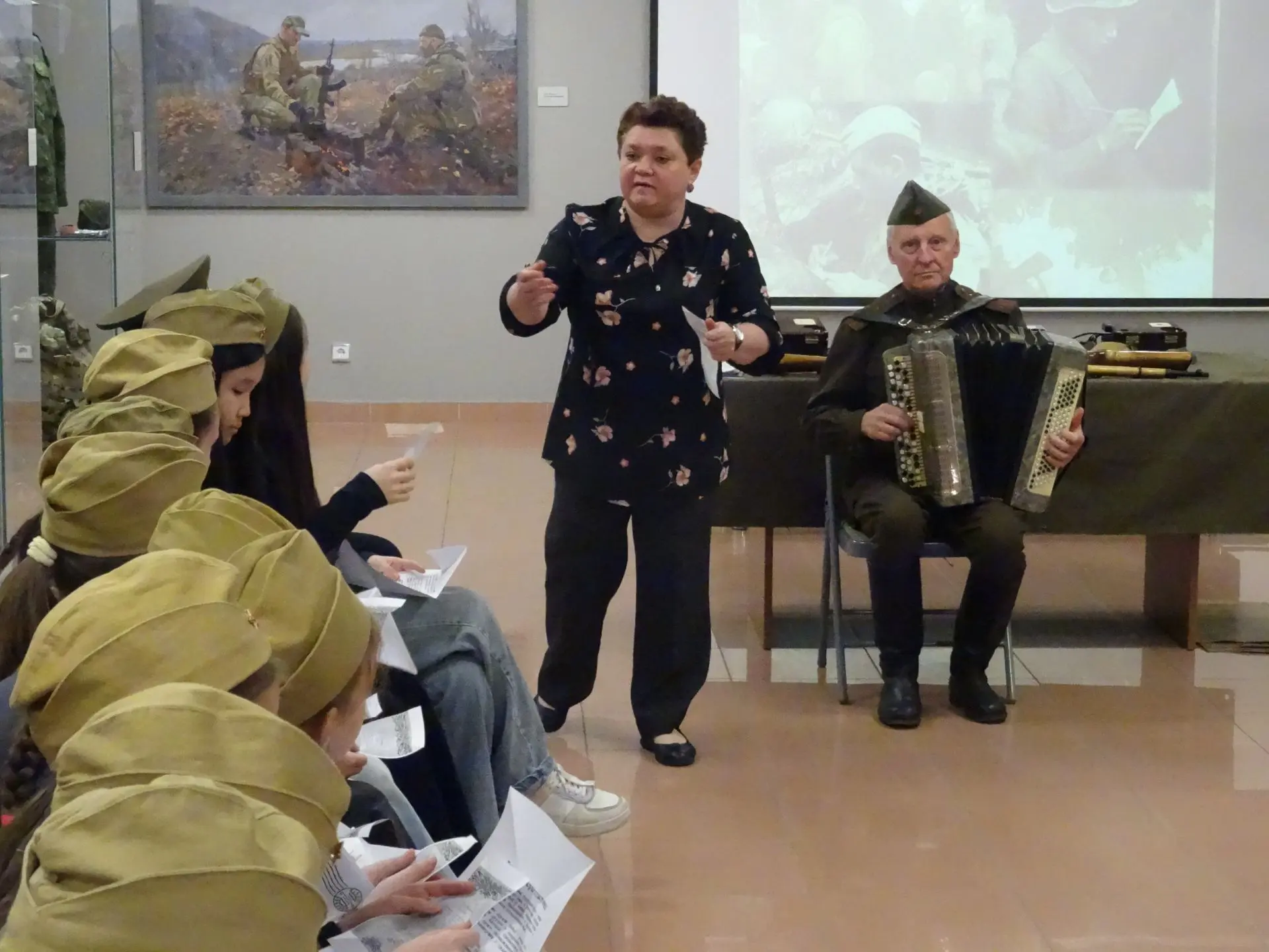 🎖️ Фронтовыми дорогами: 5 «Г» класс в Музее Героев!