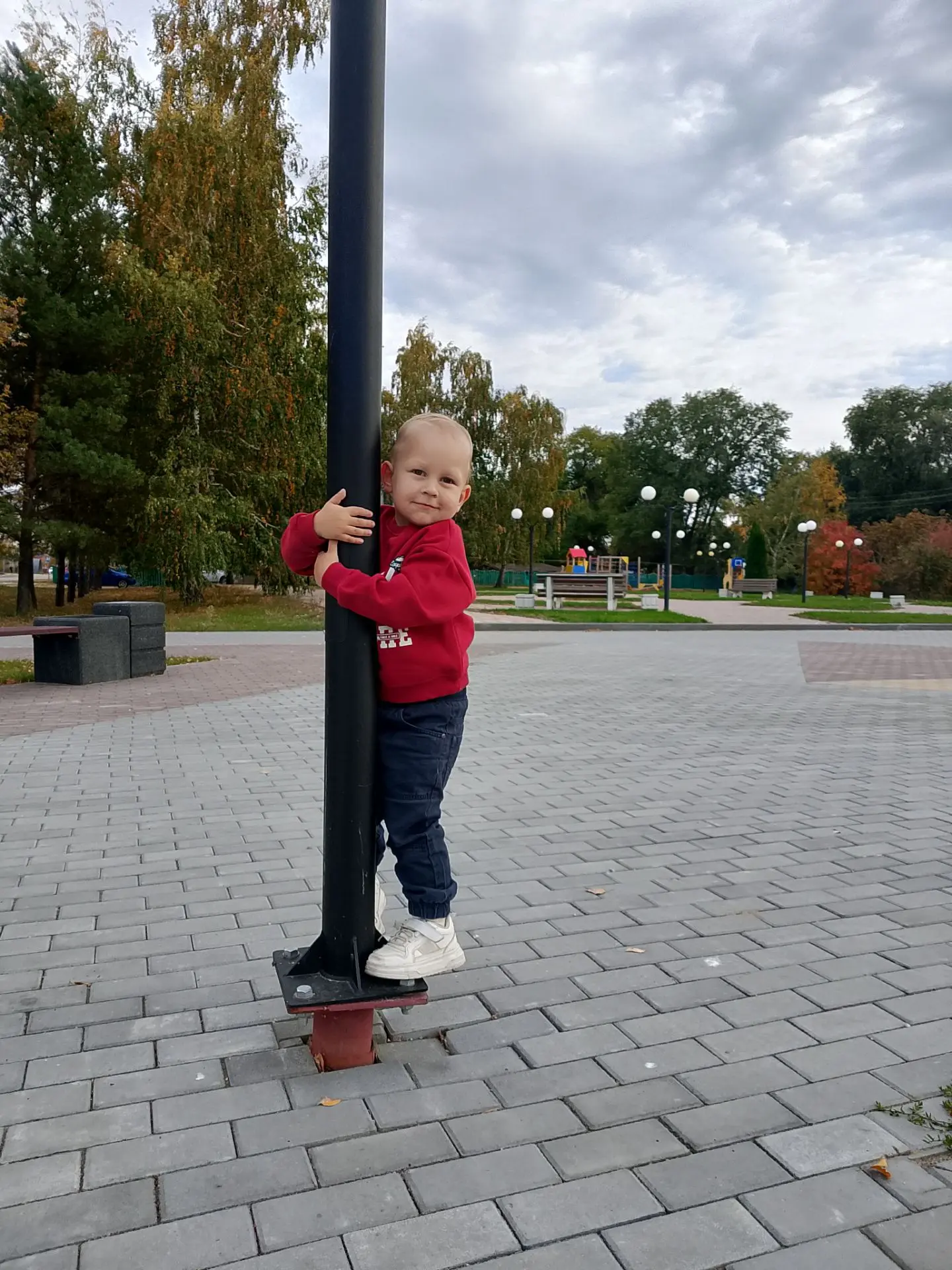 Проверяли фонари на стрессоустойчивость.