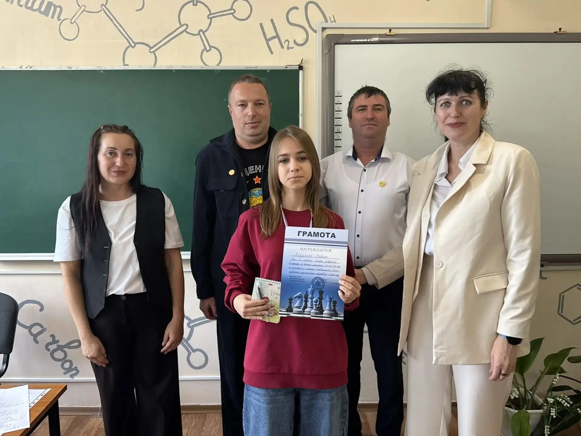 Девять туров, двадцать четыре школьника — кто оказался сильнее всех? ♟