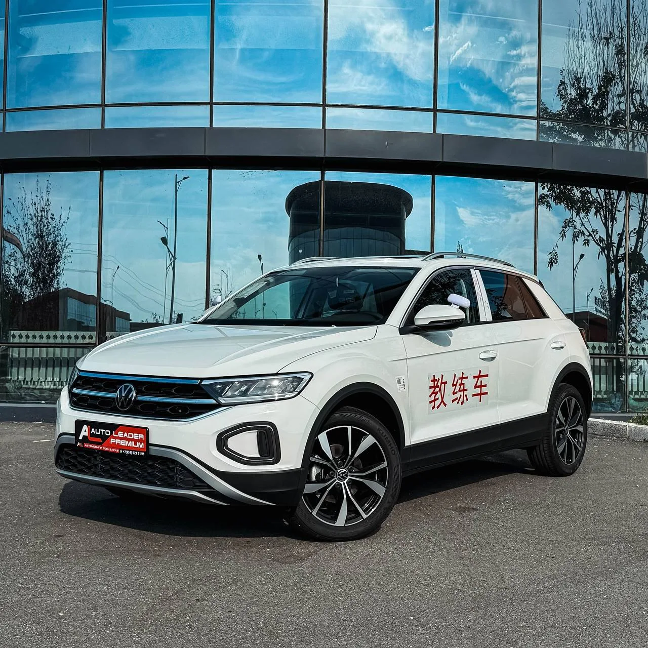 🚗 VW T-Roc -
