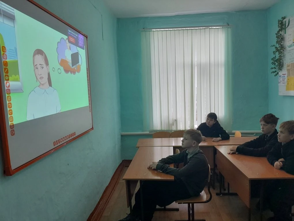 В рамках Регионального месячника по медиабезопасности прошло занятие с подростками на т...
