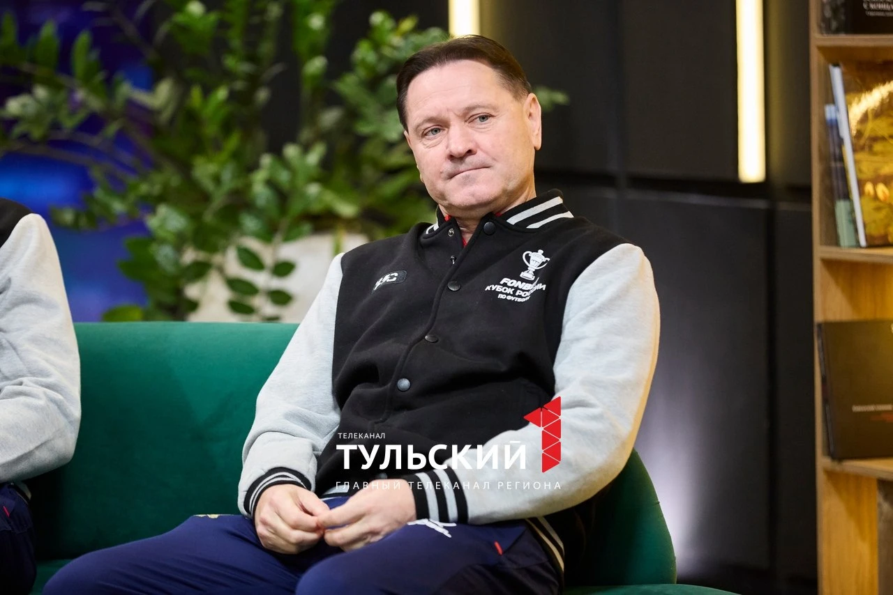 ⚽️ Главного тренера "Арсенала" Дмитрия Аленичева признали лучшим российским легионером ...
