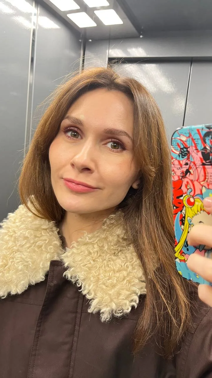 Человек ребенок с соплями дома с прошлой недели, и мы уже на стену с ним лезем от таког...