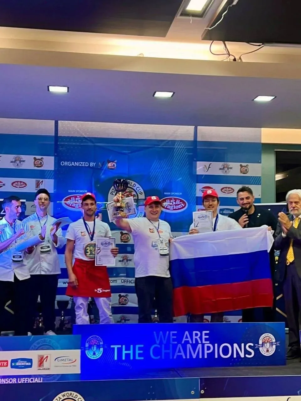 🍕🥇Ижевский пиццайоло завоевал золото чемпионата мира в Риме