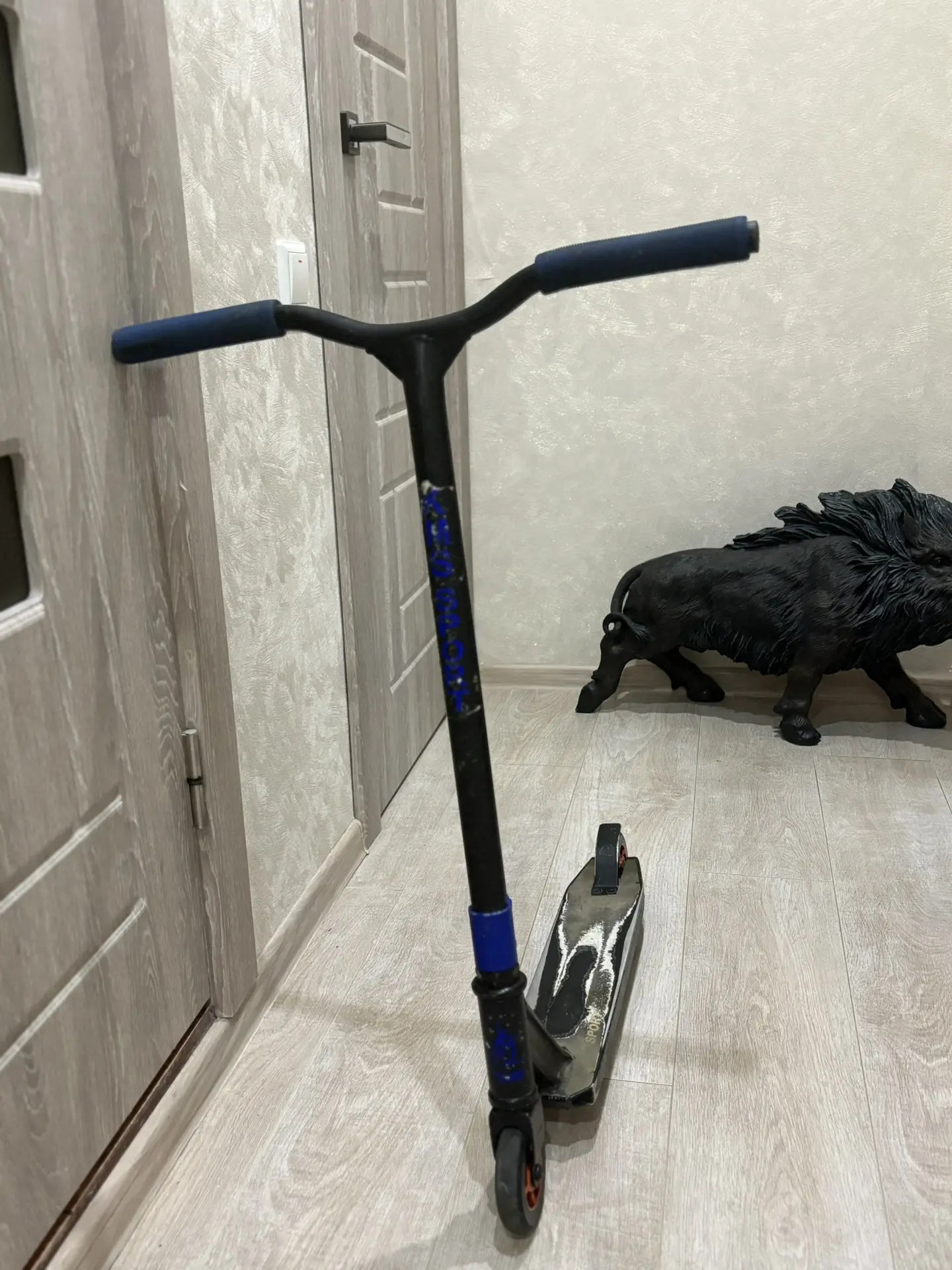 Продам,писать только в л/с.