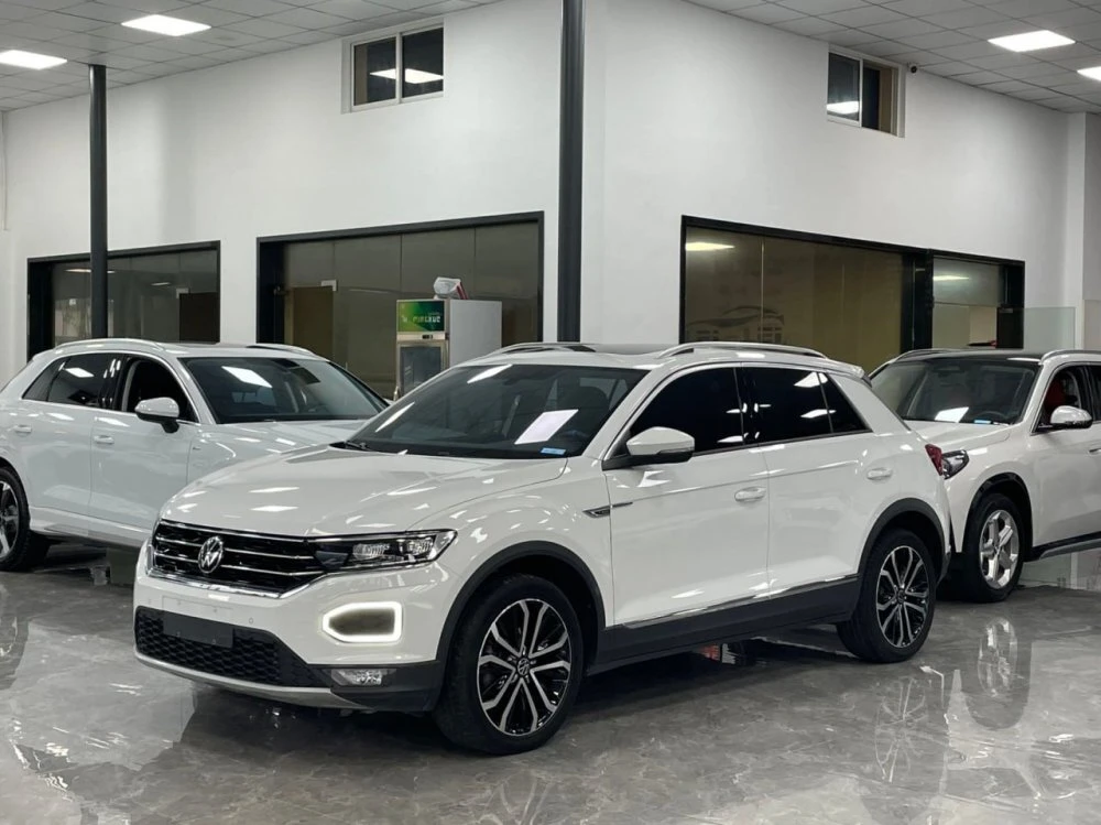 🚗 Volkswagen T-Roc 2021