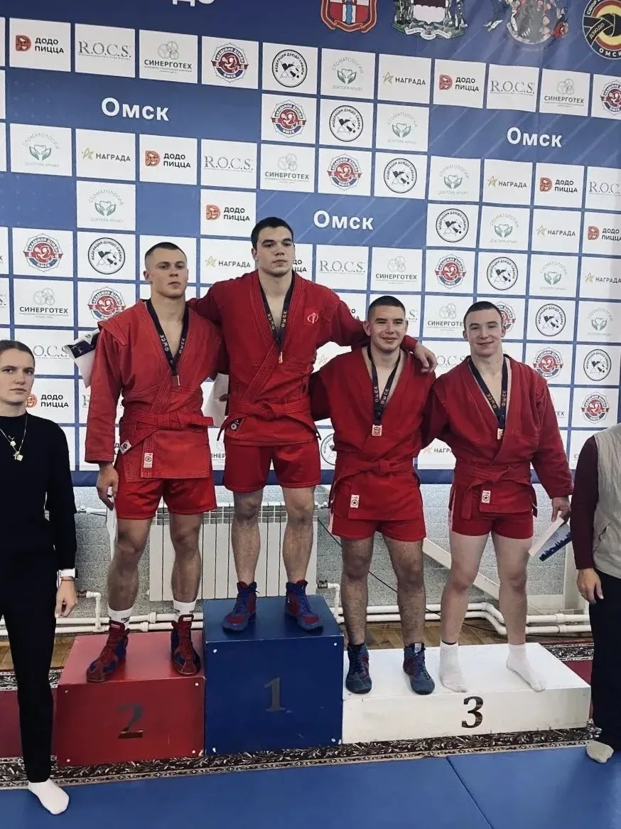 Новости спорта с прошедшего первенства города Омска по самбо, где спортсмены из Тарског...