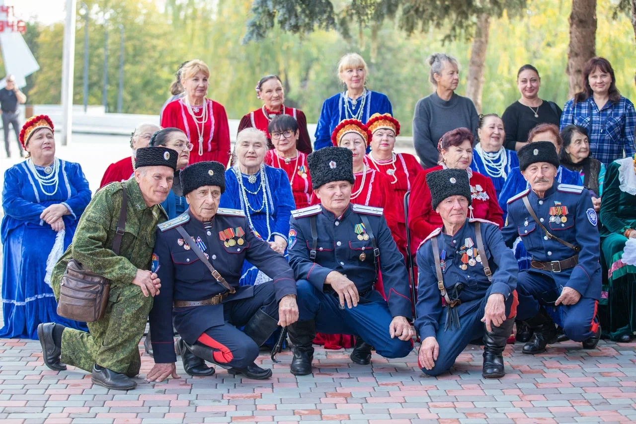 🛡 Луганщина — казачий край: в республике отметили День казачества ЛНР и праздник Покро...
