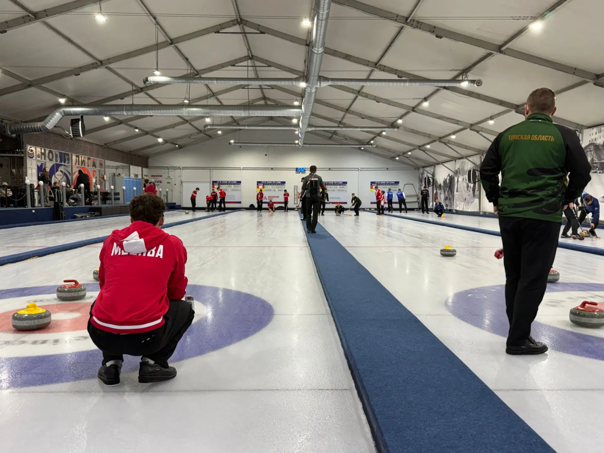 🥌 На Кубке России по керлингу в Москве завершились игры по круговой системе и четверть...
