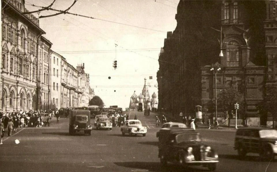 📸 Исторический проезд / Проезд Воскресенские ворота