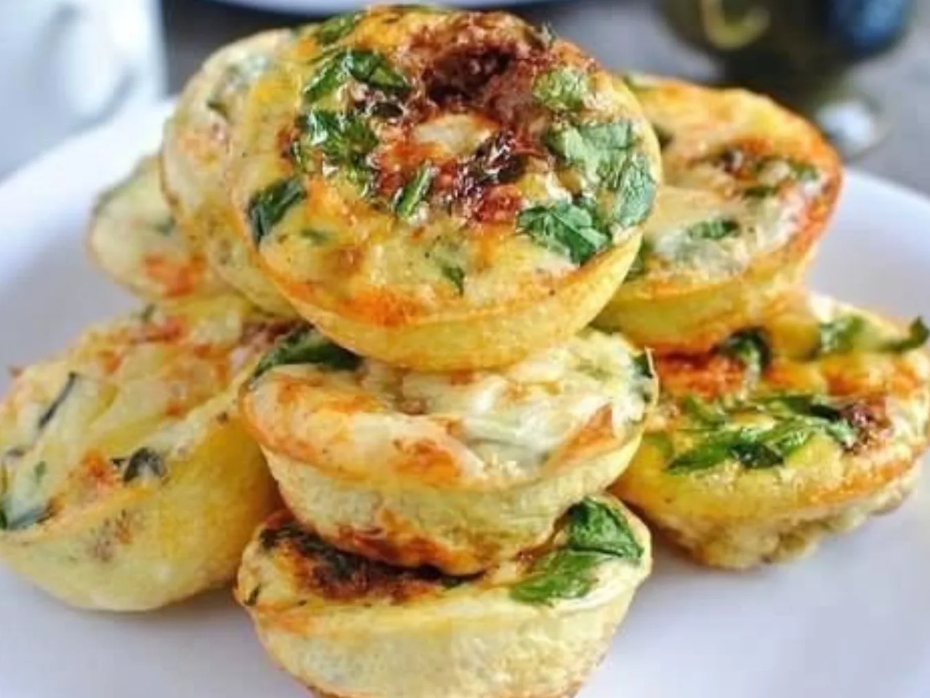 🔆 Творожные мини-запеканки с сыром и овощами на завтрак
