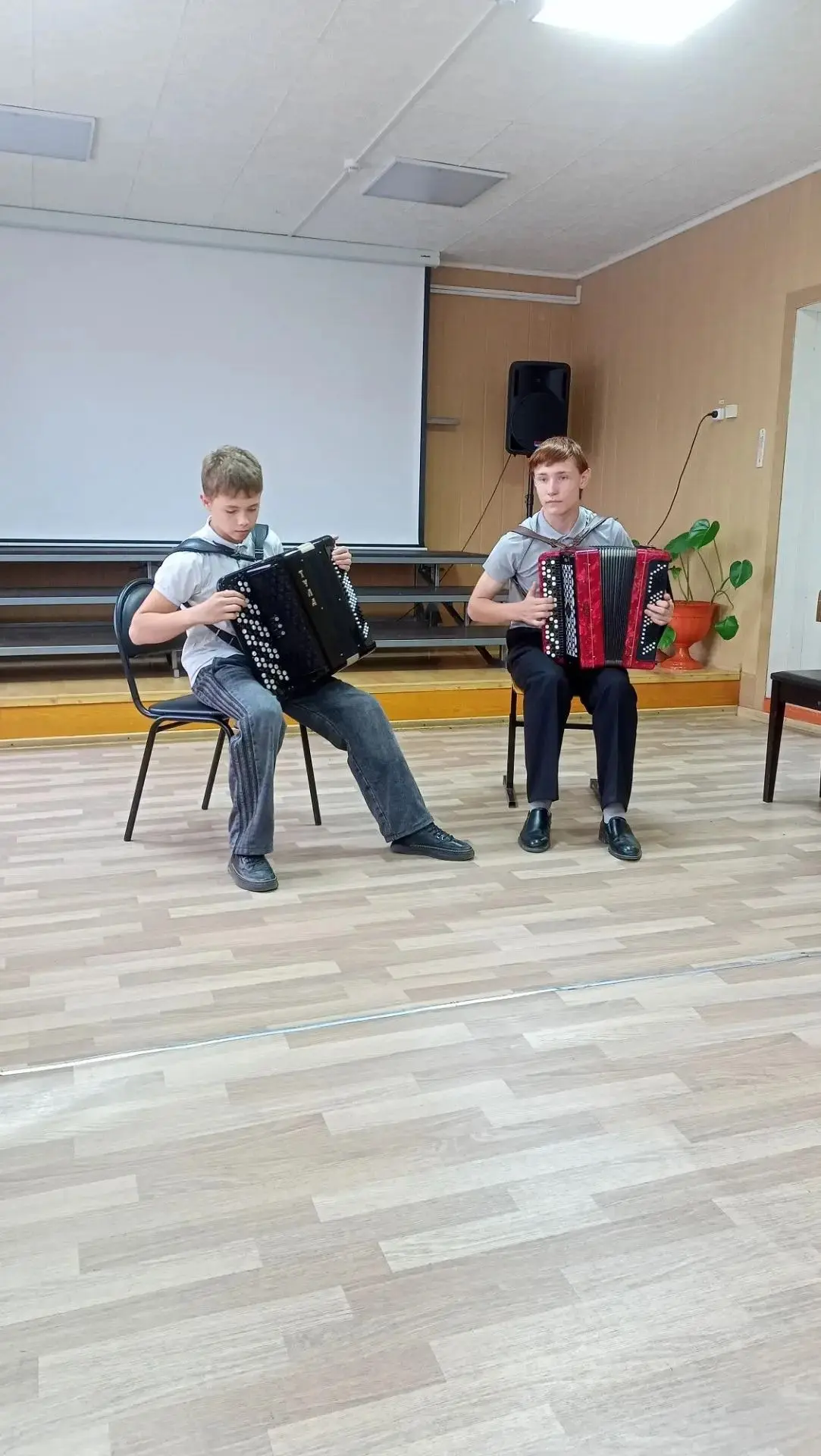 🎉Концерт ко Дню пожилого человека в Тюхтетской ДШИ!🎉