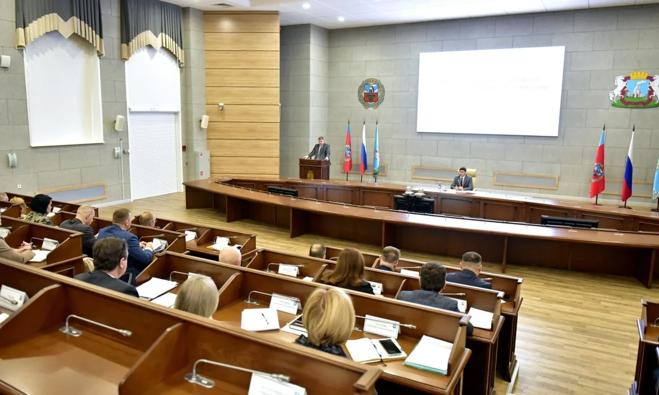 🏠 В Барнауле обсудили подготовку к отопительному сезону 2026/2027