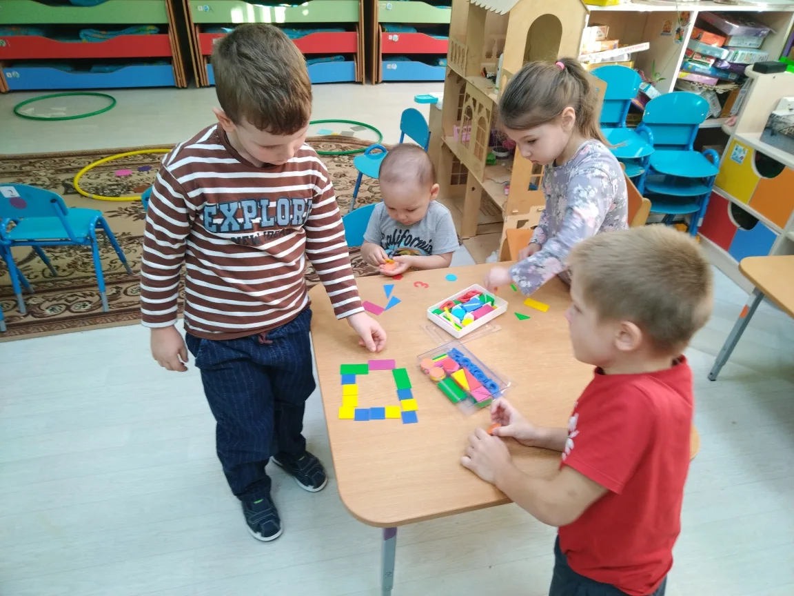 „Школа“ в миниатюре