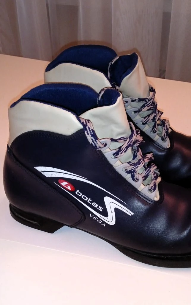 Лыжные ботинки Botas