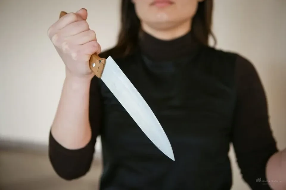 В Киселевске перед судом предстанет местная жительница, которая нанесла сожителю тяжкие...