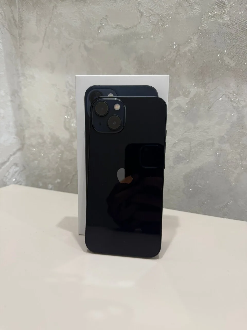 Продам iPhone 13, 128 ГБ, б/у, Горловка, 16 990 ₽