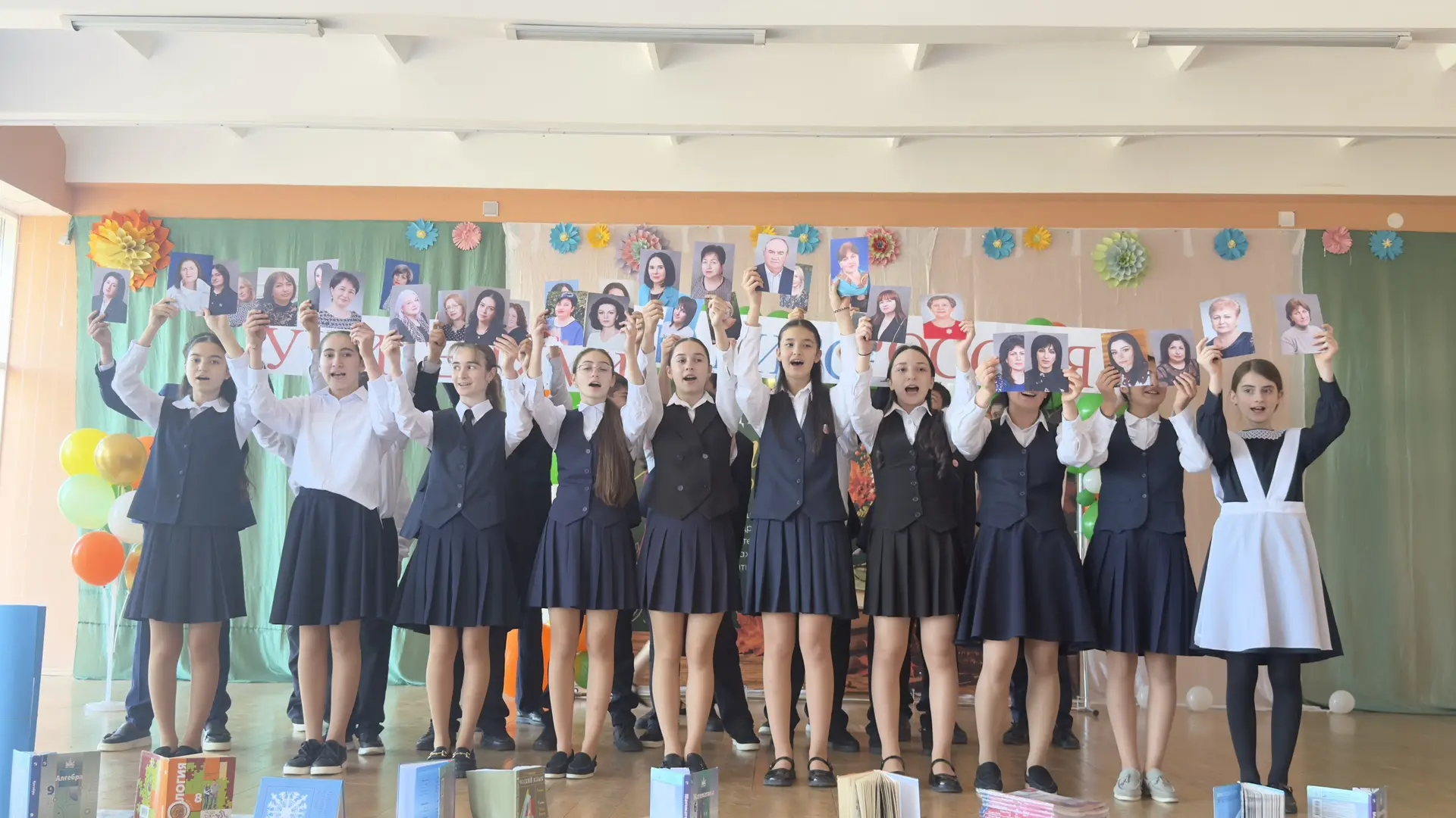 Моменты праздничного концерта🎊🎤💃🏻