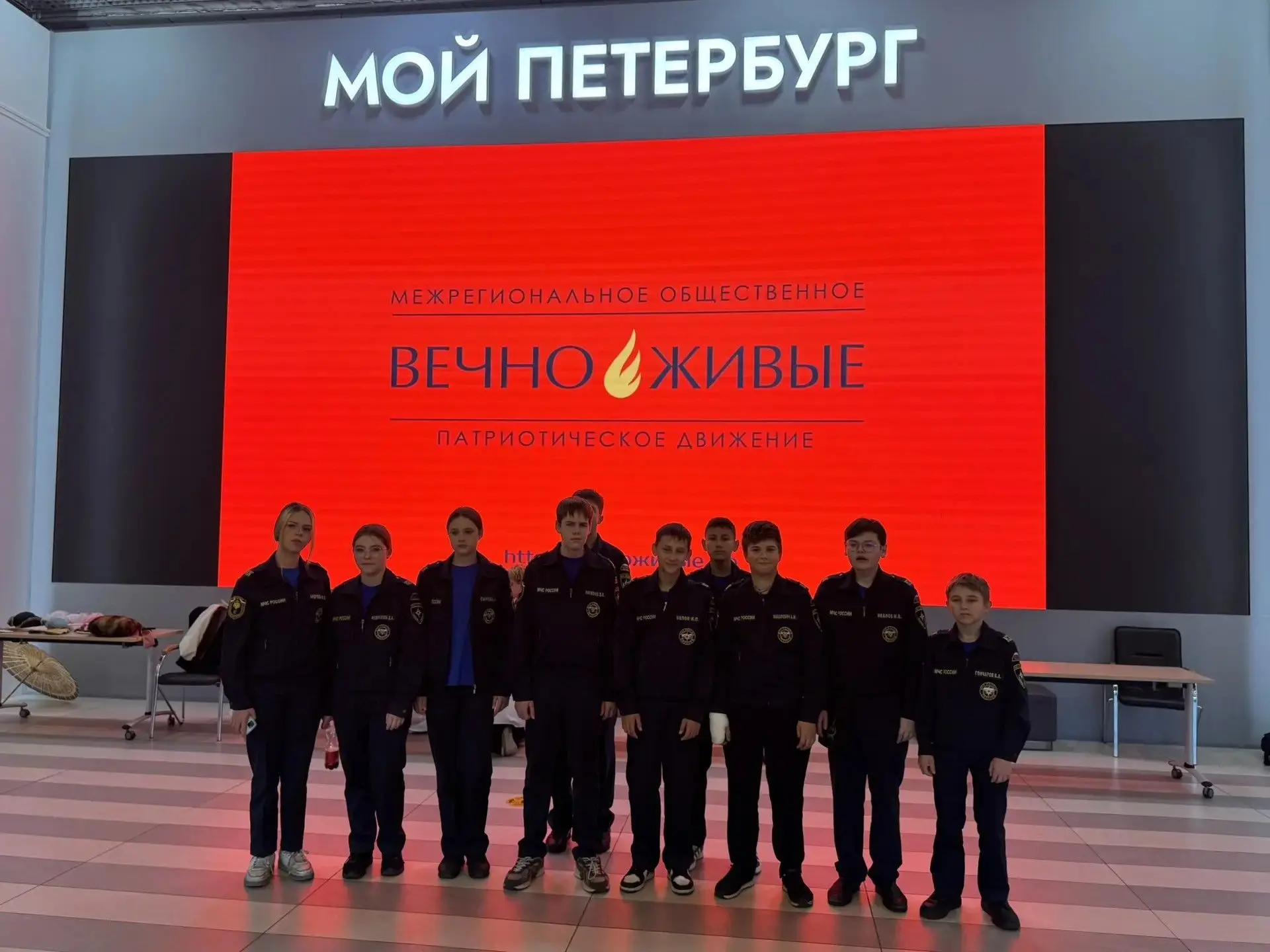 Кадеты Муринской СОШ №3 стали участниками Торжественной церемонии занесения имени Екате...