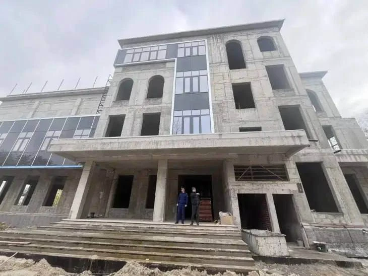 ✅ В Тюмени достраивают детскую школу искусств на Судоремонтной ✅