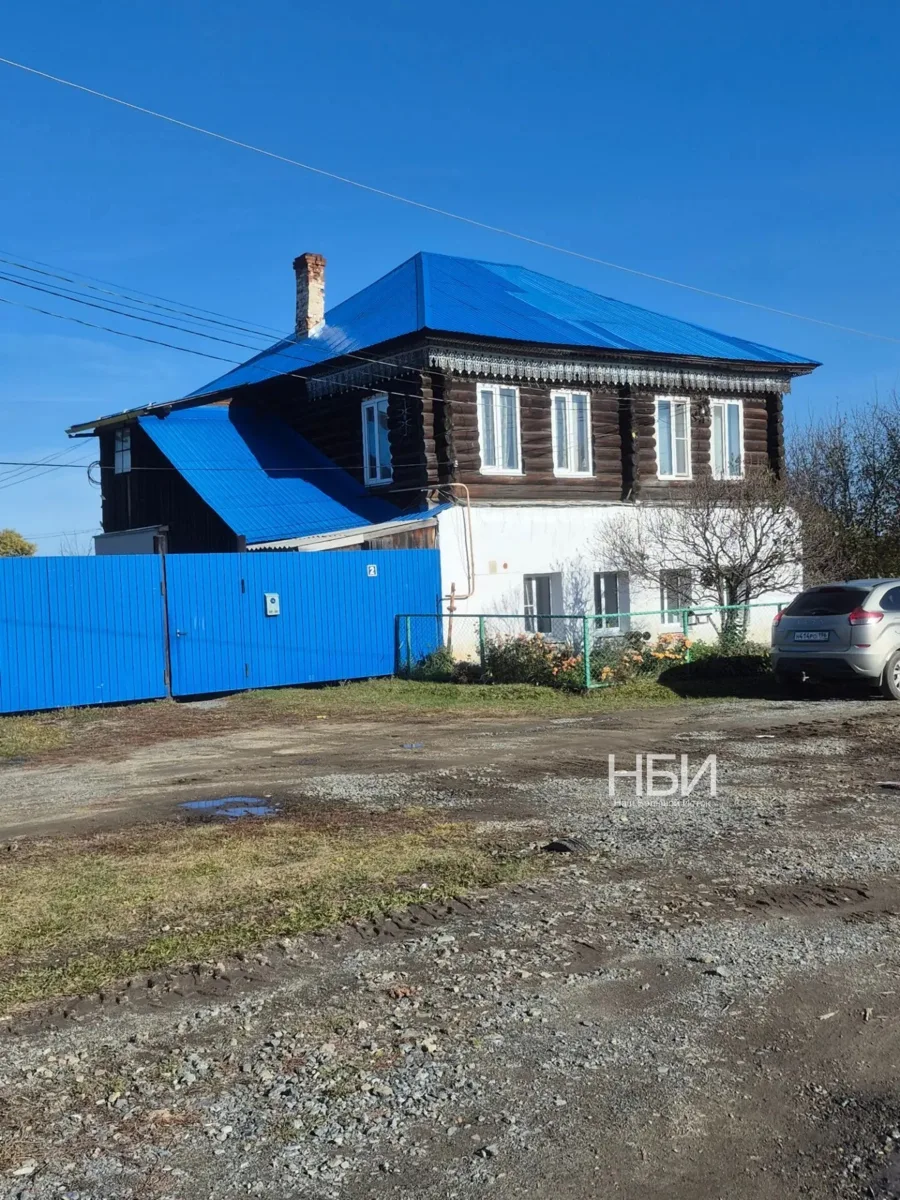 А вы замечали, какие интересные старые дома сохранились у нас в Большом Истоке?