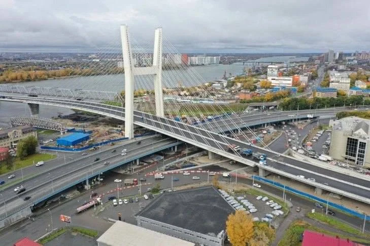 🌉 В Новосибирске разгорелся спор вокруг сроков строительства нового моста