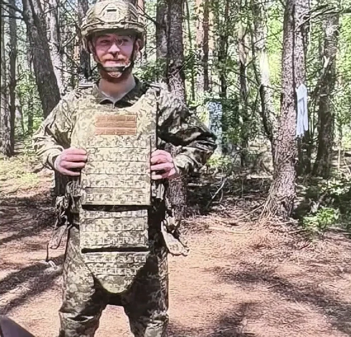 ФСБ ЗАДЕРЖАЛА В СЕБЕЖСКОМ РАЙОНЕ ПОДДАННОГО ШВЕЦИИ, ВОЕВАВШЕГО НА СТОРОНЕ ВСУ. Видео ЦО...