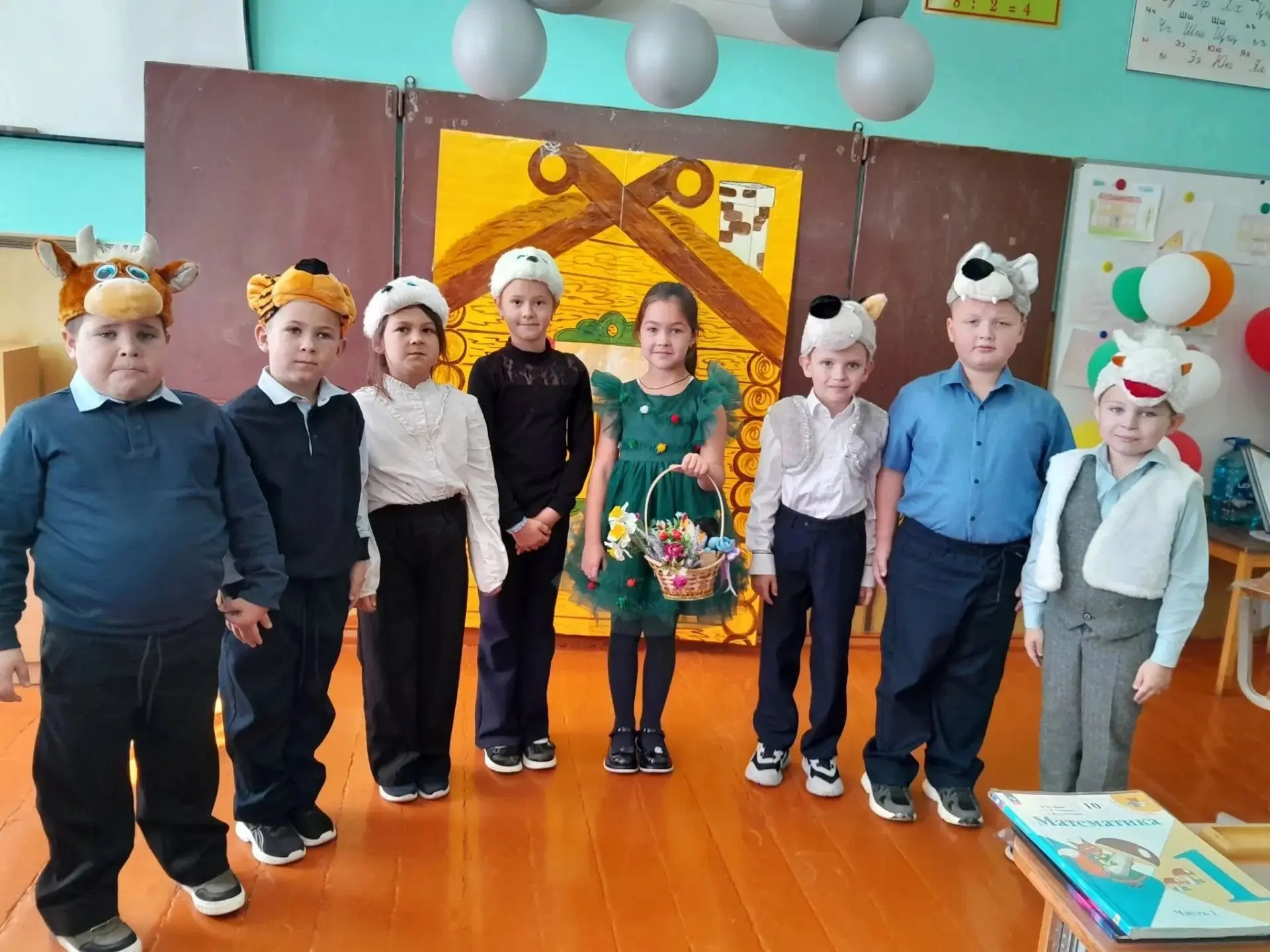 🗓️ Сегодня в 1 классе прошёл классный час, приуроченный к Всемирному дню защиты животн...