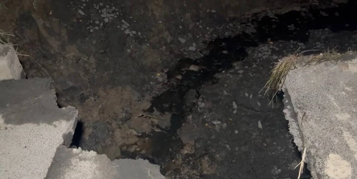 ⚠️ Мазутом залили отстойники и реку в Петро-Славянке