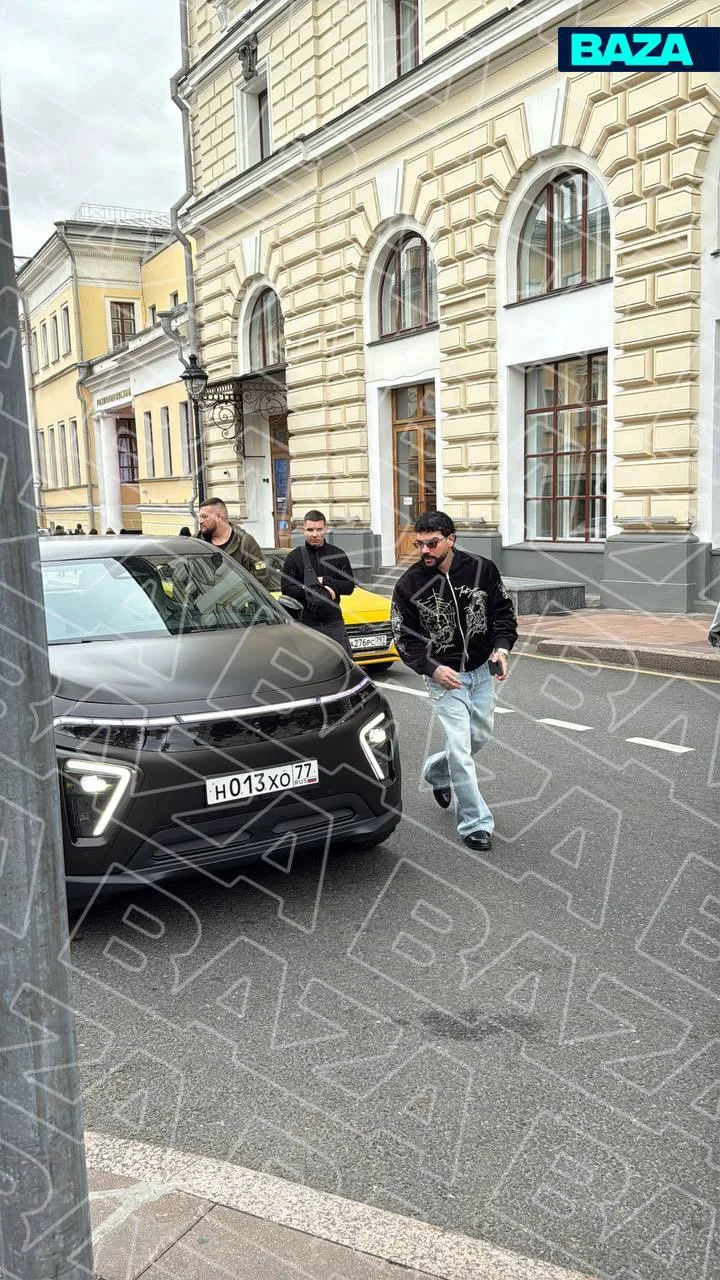 Тимати решил взорвать мозг общественнику Виталию Бородину, которого ранее послал на*уй:...